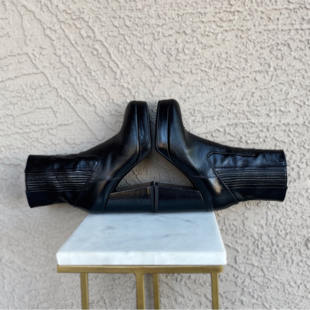 Sezane Black Ankle Boots with Chunky Heel - Picture 9 of 16